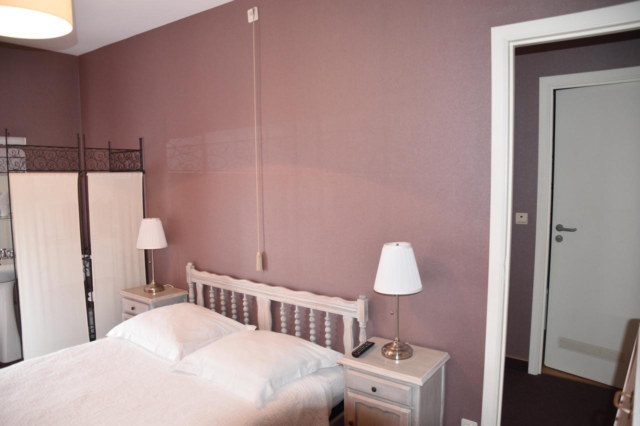 Hotel Le Barbouillon Vencimont Eksteriør bilde