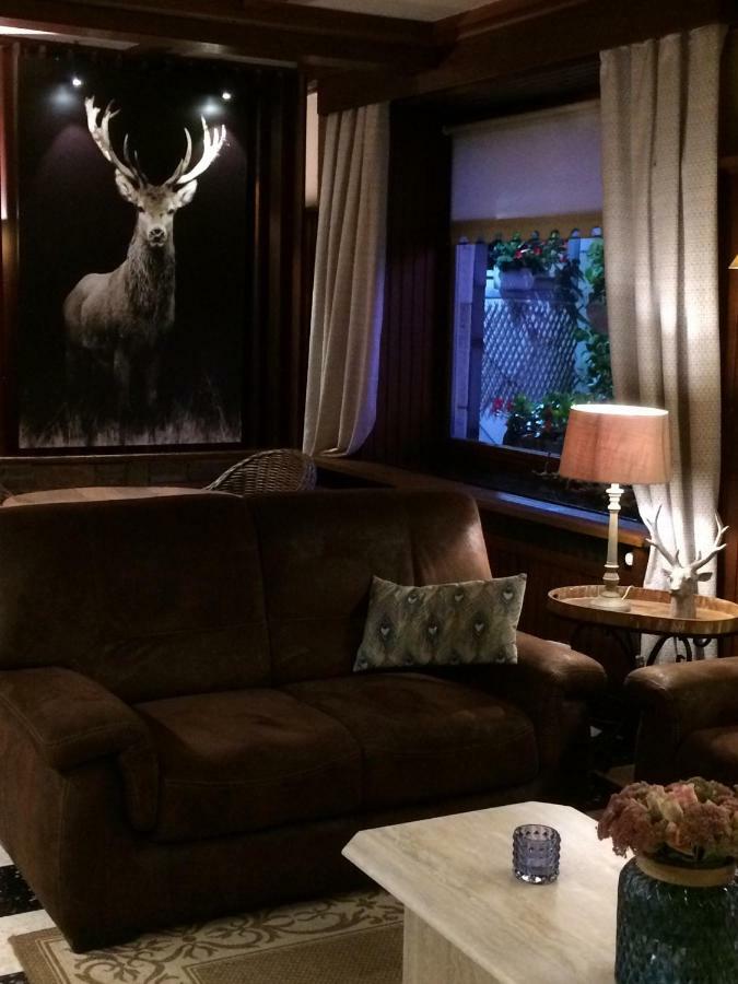 Hotel Le Barbouillon Vencimont Eksteriør bilde